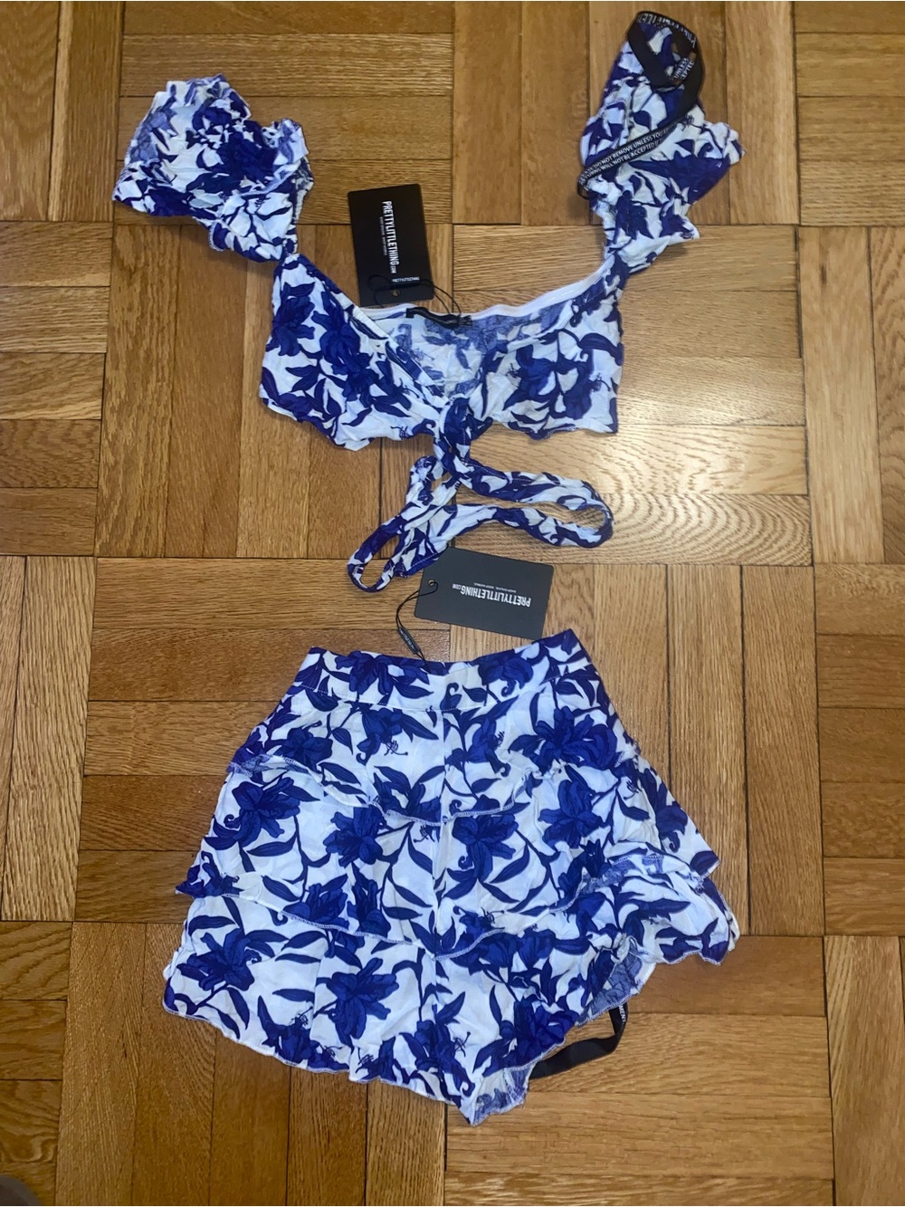PrettyLittleThing White and Blue Floral Ruffle Skort